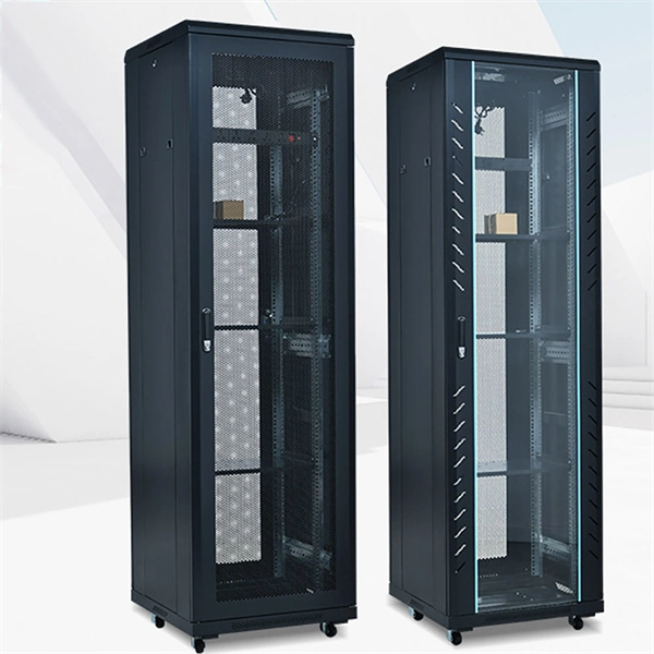Enclosed Cold Aisle Compartment for Computer Room