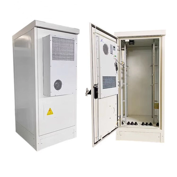 Step grounding of distribution box
